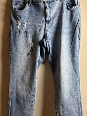 STS Blue Light Blue Slim Straight Distressed Jeans